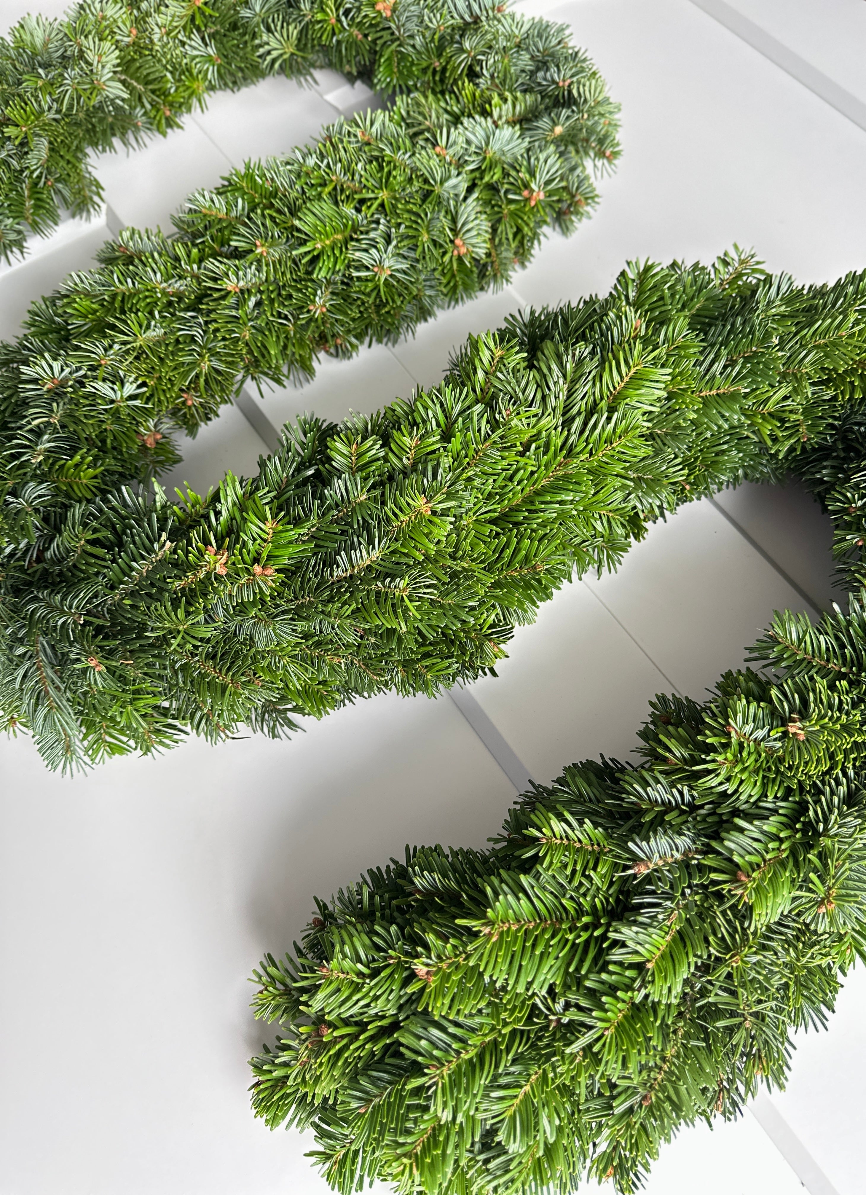 Friskklippet Naturlig Juleguirlande – Nordmann Gran